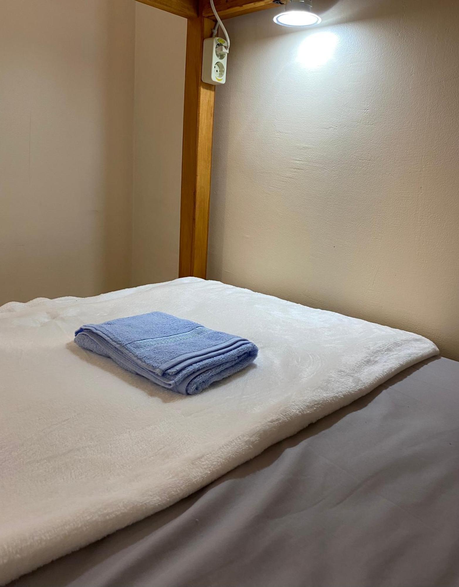 Et Malio Stay & Travel Malioboro Pusat Kota Джок'якарта Екстер'єр фото