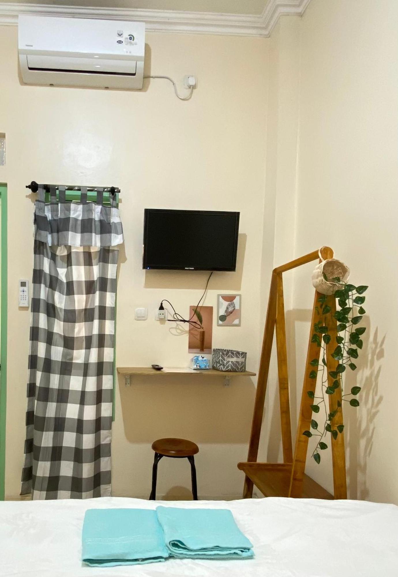Et Malio Stay & Travel Malioboro Pusat Kota Джок'якарта Екстер'єр фото